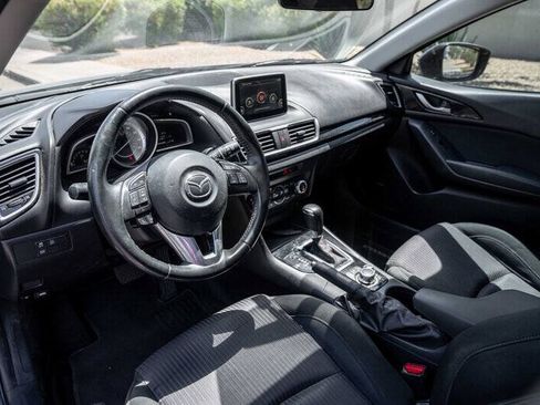 Used 2014 MAZDA MAZDA3 i Touring w/ Technology Package FWD image 9