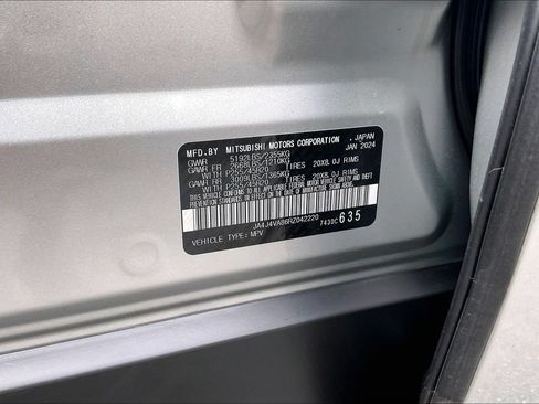 Used 2024 Mitsubishi Outlander SE AWD/4WD image 31