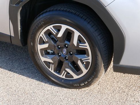 Used 2026 Subaru Forester Premium AWD/4WD image 15