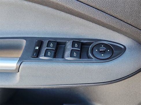 Used 2013 Ford Escape SE image 13