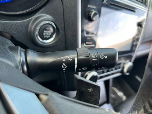 Used 2018 Subaru Outback 2.5i Limited w/ Popular Package #2 AWD/4WD image 23