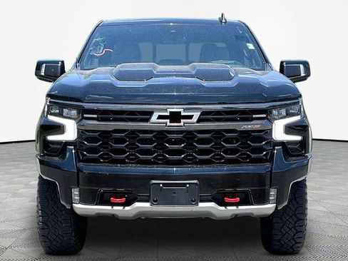 Used 2023 Chevrolet Silverado 1500 ZR2 w/ Technology Package AWD/4WD image 2