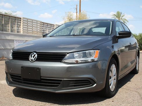 Used 2012 Volkswagen Jetta S FWD image 19
