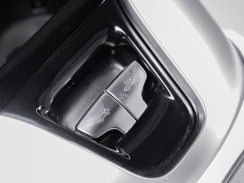 Certified 2026 Mercedes-Benz Maybach SL 680 image 32