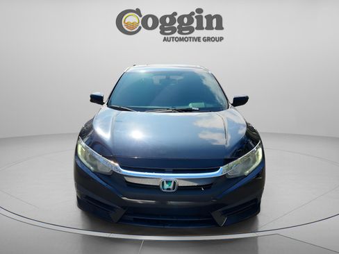 Used 2017 Honda Civic EX image 8