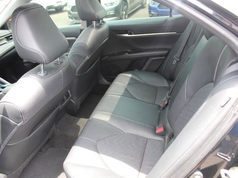 Used 2020 Toyota Camry XSE image 12