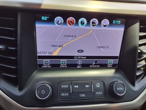 Used 2017 GMC Acadia Denali w/ Technology Package FWD image 7