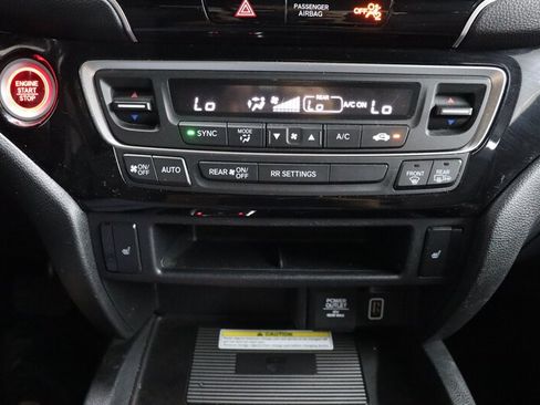 Used 2023 Honda Ridgeline Black Edition image 15