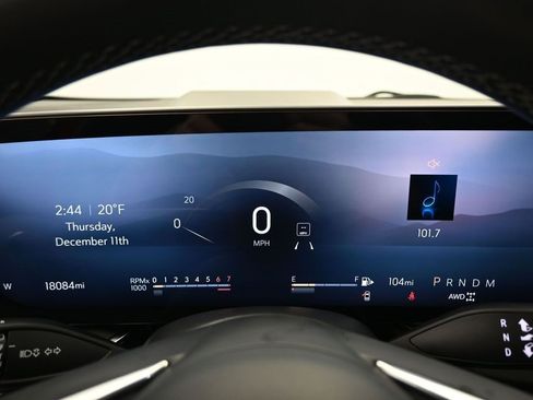 Certified 2025 Buick Envision Preferred image 12