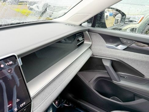 New 2026 Volkswagen Tiguan S AWD/4WD image 19