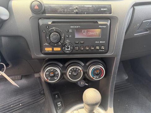 Used 2012 Scion tC FWD image 21