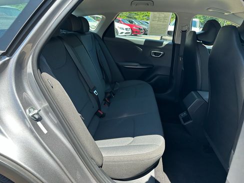 Used 2025 Kia K4 FWD image 24