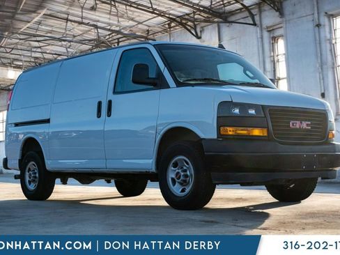 Used 2023 GMC Savana 2500 w/ Driver Convenience Package image 31