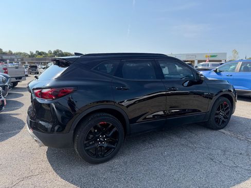 Used 2021 Chevrolet Blazer LT w/ Redline Edition FWD image 3