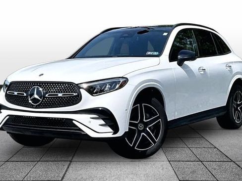 Certified 2026 Mercedes-Benz GLC 300 4MATIC image 2