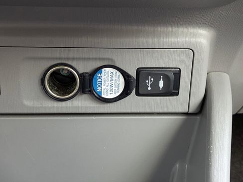 Used 2015 Toyota Prius V Three image 25