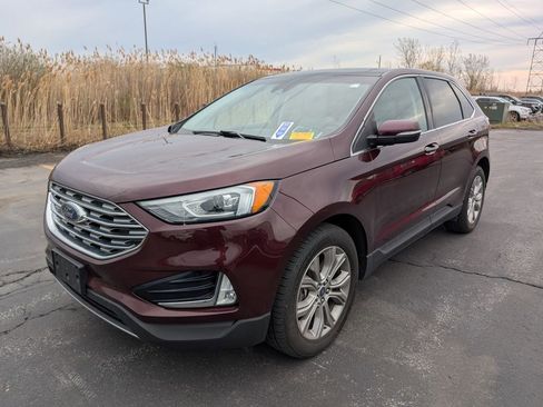 Used 2019 Ford Edge Titanium w/ Cold Weather Package image 5