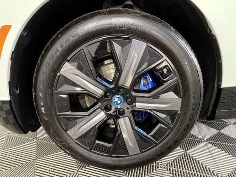 Certified 2025 BMW iX xDrive50 image 13