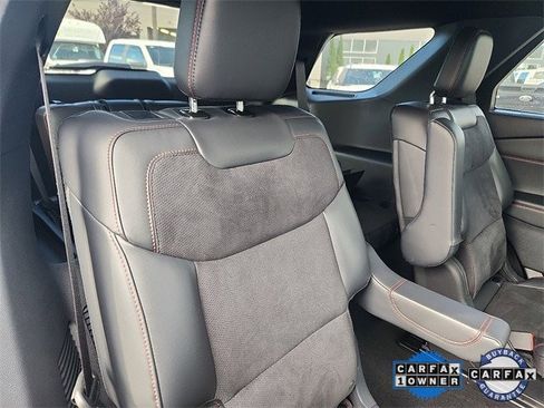 Certified 2025 Ford Explorer ST image 31