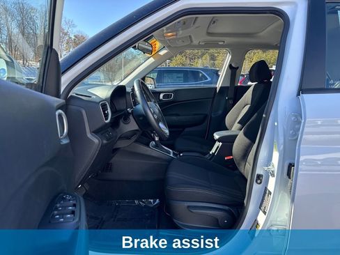 Used 2024 Hyundai Venue SEL image 12