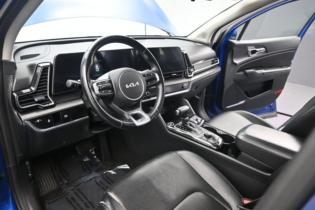 Certified 2023 Kia Sportage EX AWD/4WD image 18