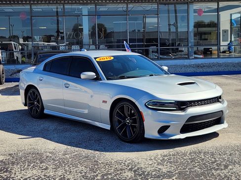 Used 2019 Dodge Charger Scat Pack image 26