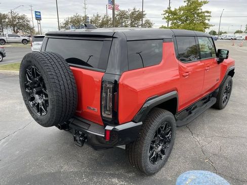New 2025 GMC Hummer EV 2X w/ LPO, Cargo Utility Package AWD/4WD image 6