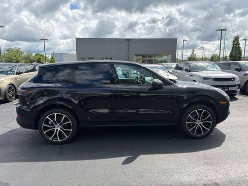 Used 2019 Porsche Cayenne AWD/4WD image 5