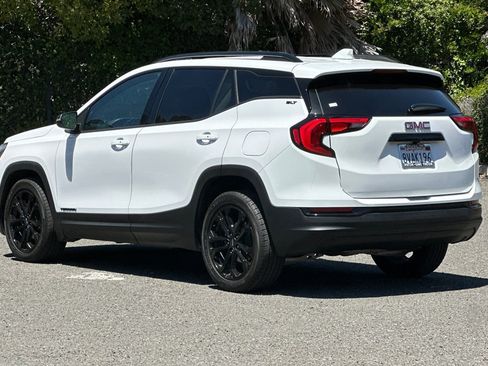 Used 2021 GMC Terrain SLT w/ Elevation Edition FWD image 5
