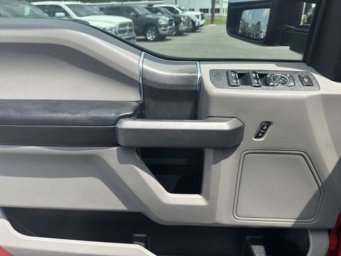 Used 2020 Ford F250 XLT w/ Tremor Off-Road Package AWD/4WD image 15