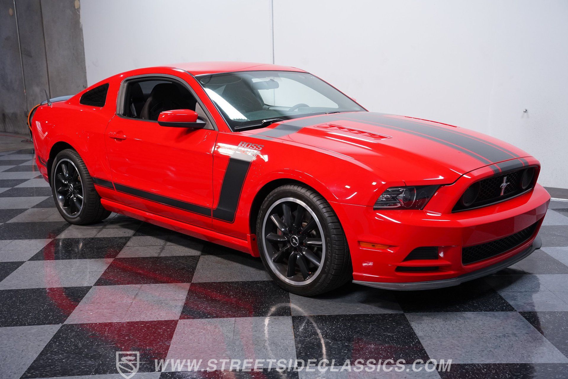 Used 2013 Ford Mustang Boss 302 w/ Boss 302 Accessory Pkg RWD image 13