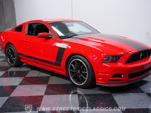 Used 2013 Ford Mustang Boss 302 w/ Boss 302 Accessory Pkg RWD image 13