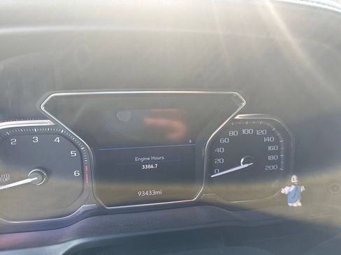 Used 2019 GMC Sierra 1500 AT4 w/ Off Road Performance Package AWD/4WD image 11
