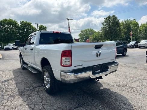Used 2024 RAM 2500 Big Horn AWD/4WD image 3