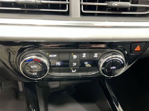 New 2026 Chevrolet Trax LT image 16