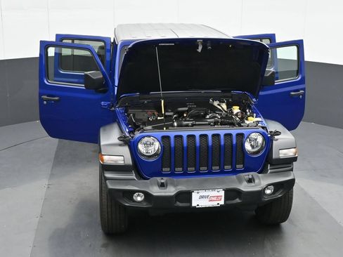 Used 2020 Jeep Wrangler Unlimited Sport AWD/4WD image 34
