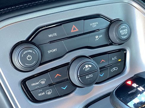 Used 2023 Dodge Challenger SXT w/ Blacktop Package image 24