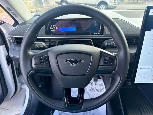 Certified 2024 Ford Mustang Mach-E Premium image 17