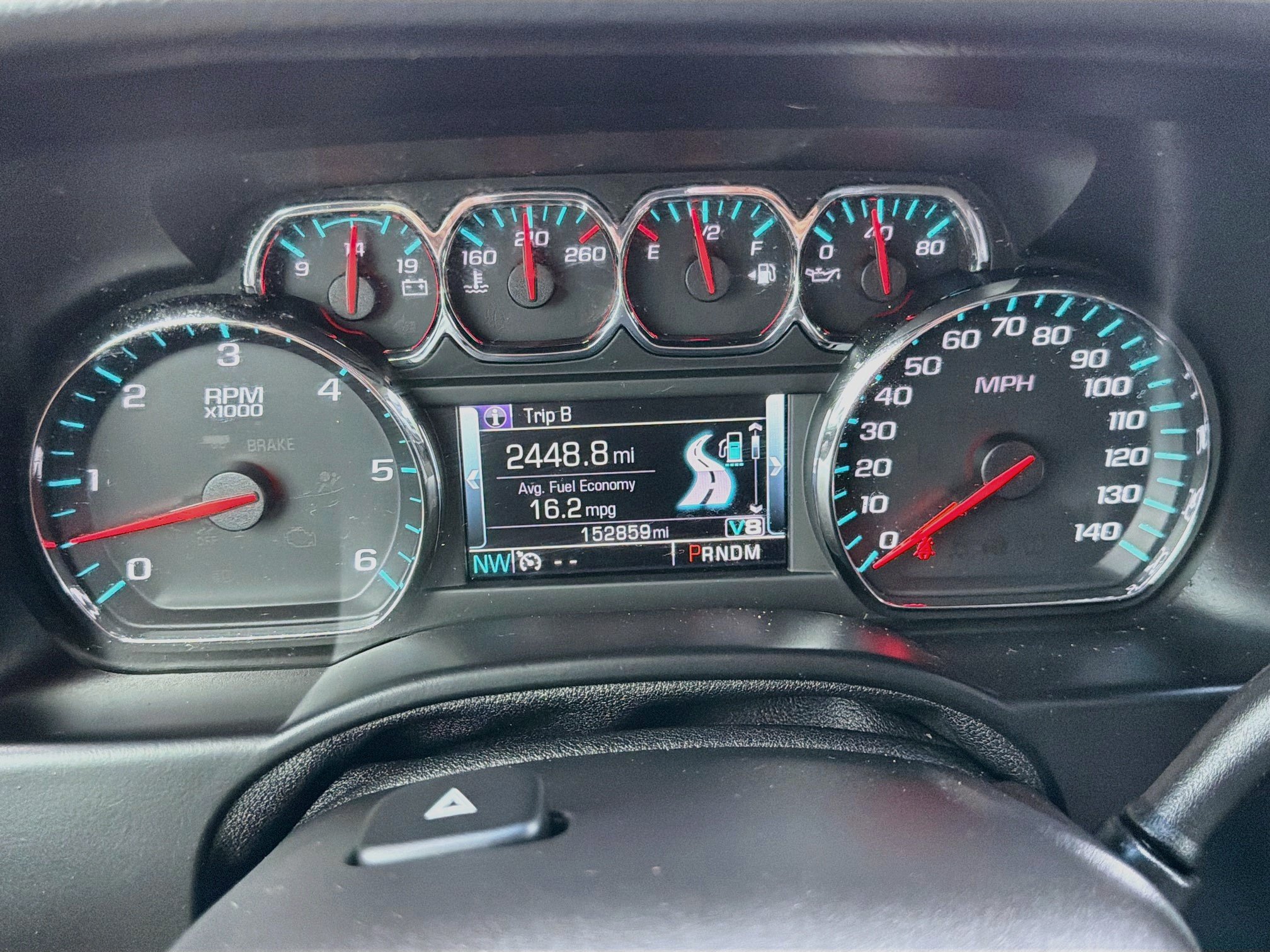 Used 2015 Chevrolet Suburban LTZ RWD image 43