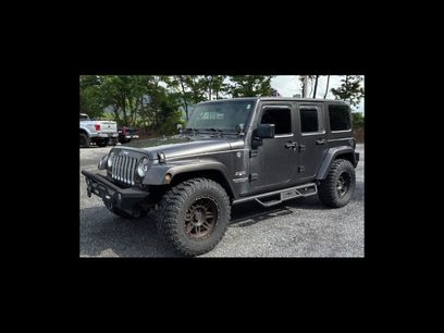 Used 2017 Jeep Wrangler Unlimited Sahara w/ Max Tow Package