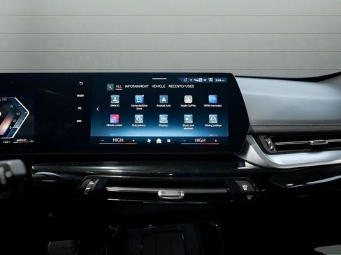 Used 2024 BMW X1 xDrive28i w/ M Sport Package image 25