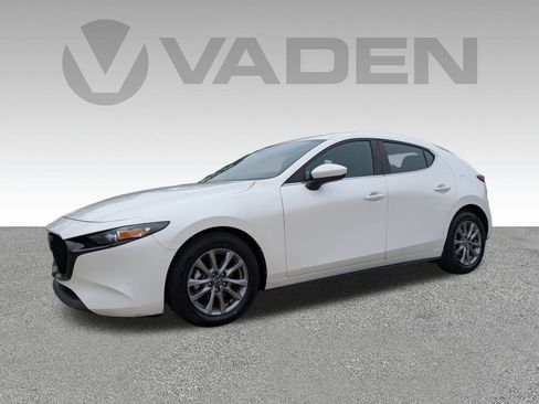 Used 2022 MAZDA MAZDA3 s image 2