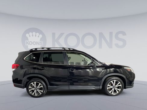 Used 2022 Subaru Forester Limited image 8