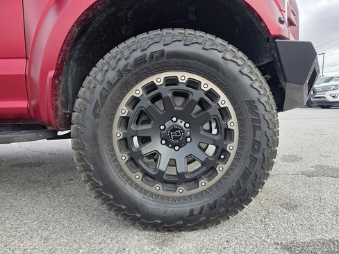 Used 2019 Ford F150 Raptor w/ Equipment Group 802A Luxury image 29