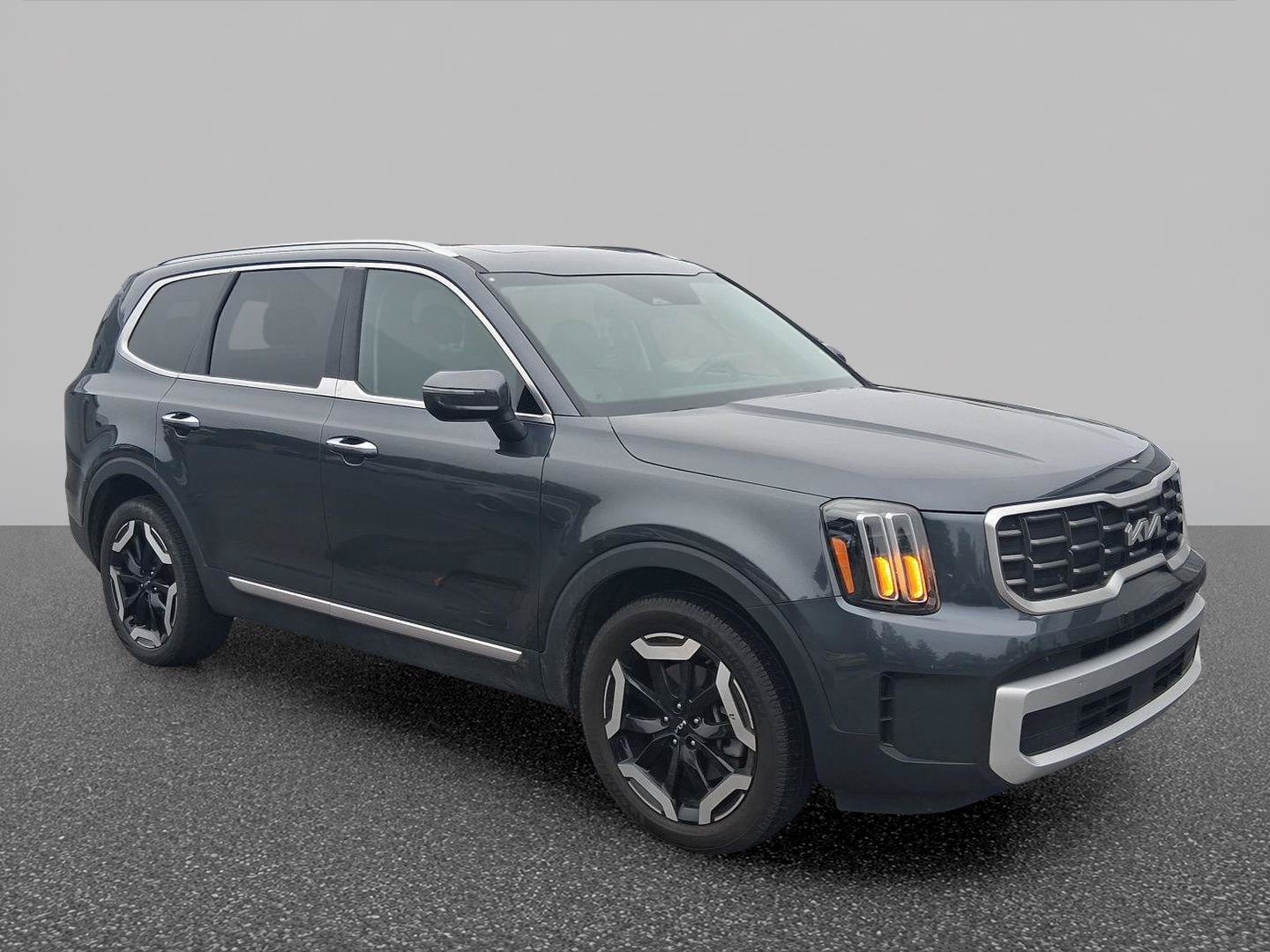 Used 2024 Kia Telluride S w/ S Sunroof Package AWD/4WD image 3