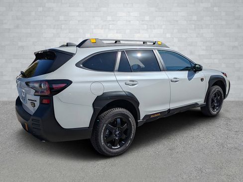 Certified 2025 Subaru Outback Wilderness image 5