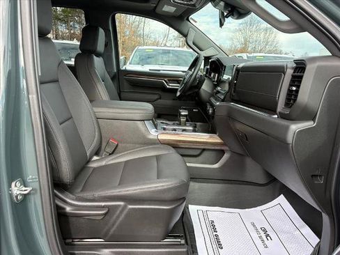 Certified 2025 Chevrolet Silverado 1500 LT Trail Boss w/ Convenience Package II image 7