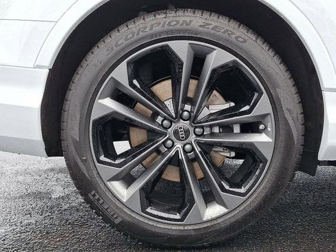 New 2026 Audi Q7 3.0T Premium Plus image 7