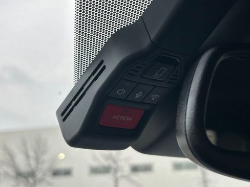 Certified 2026 Toyota Sienna XSE image 39