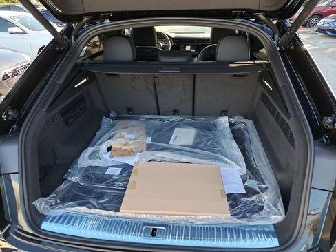 New 2026 Audi Q8 Premium Plus image 31